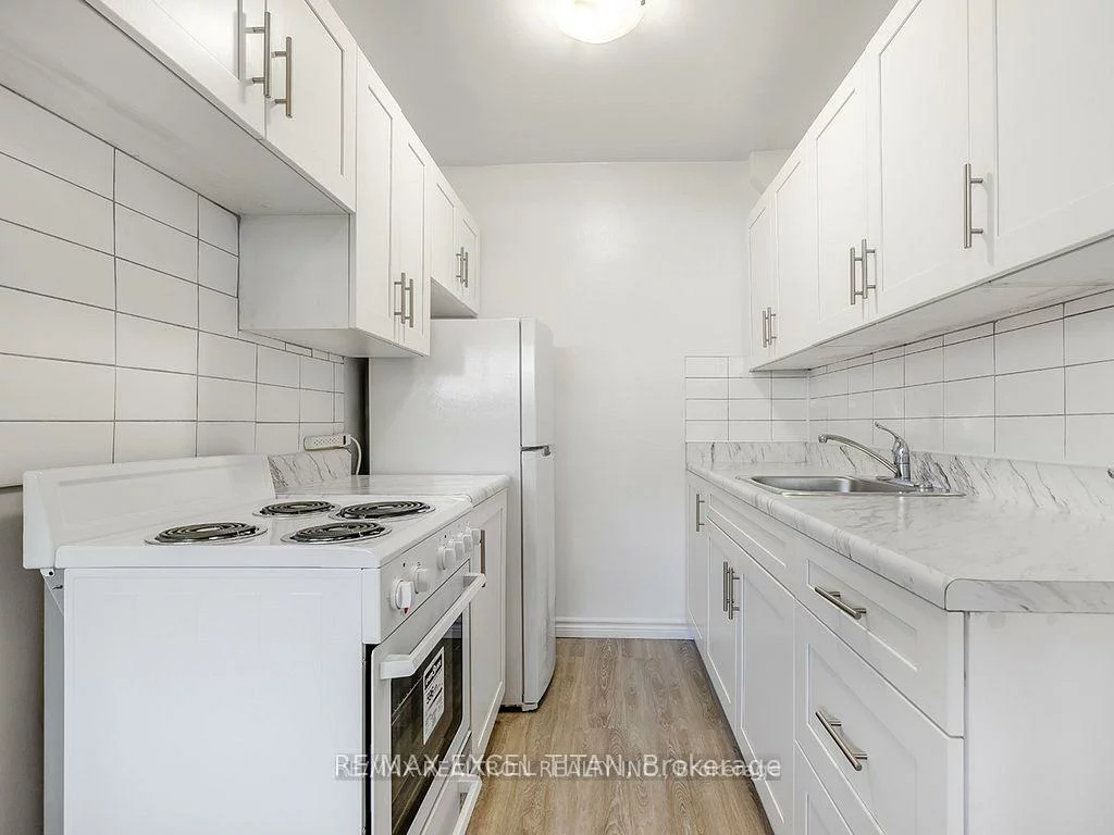 165, Colborne, Harding, Richmond Hill