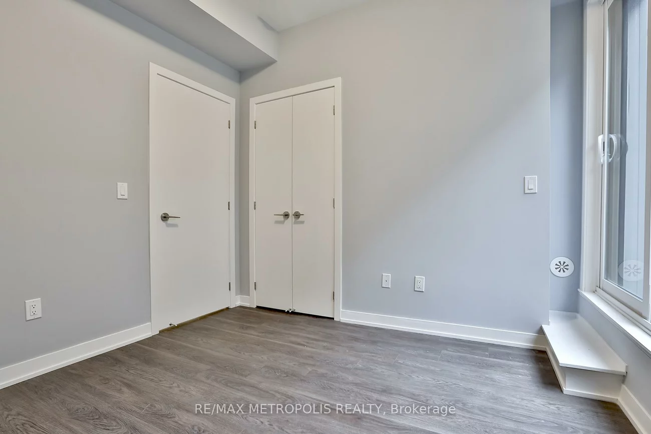 2, Steckley House, Crosby, Richmond Hill