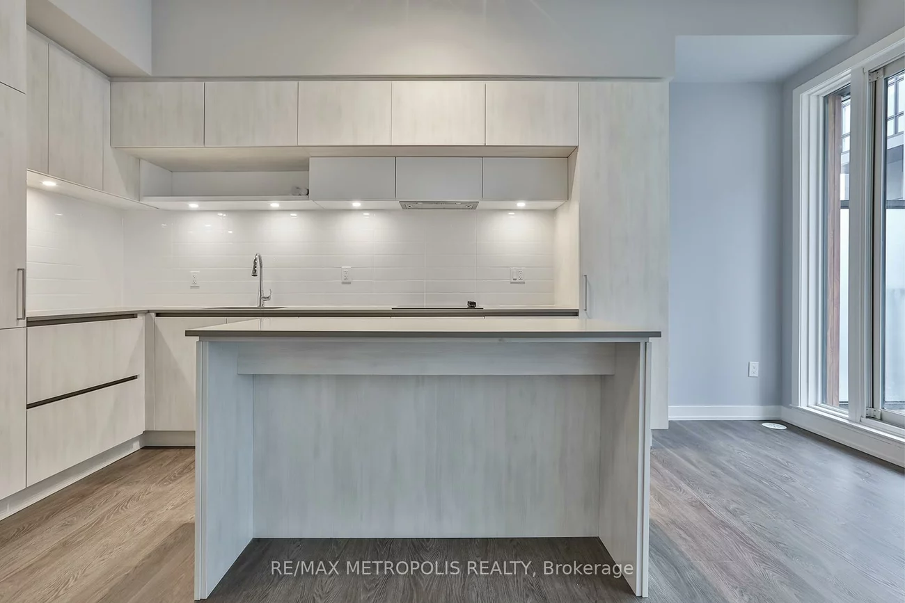 2, Steckley House, Crosby, Richmond Hill