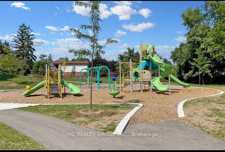 372, Highway 7, Doncrest, Richmond Hill