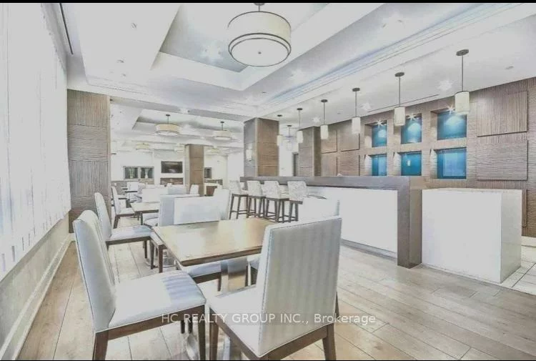 372, Highway 7, Doncrest, Richmond Hill