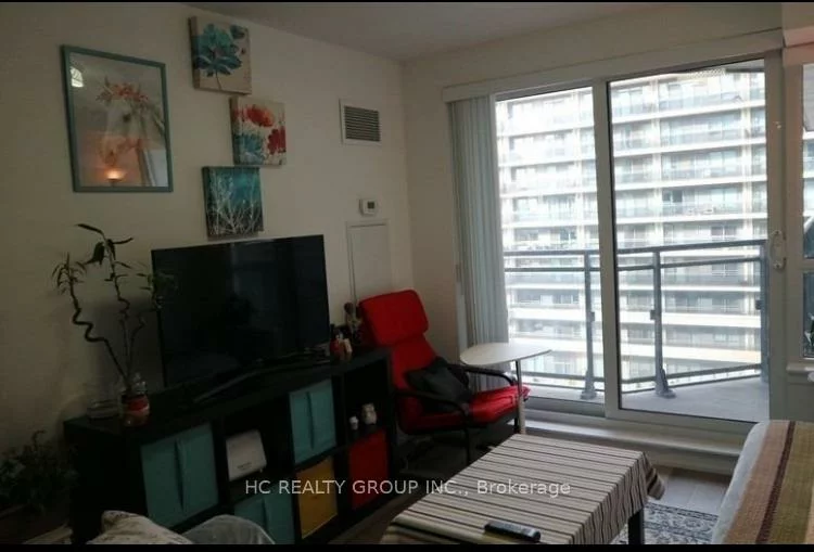 372, Highway 7, Doncrest, Richmond Hill