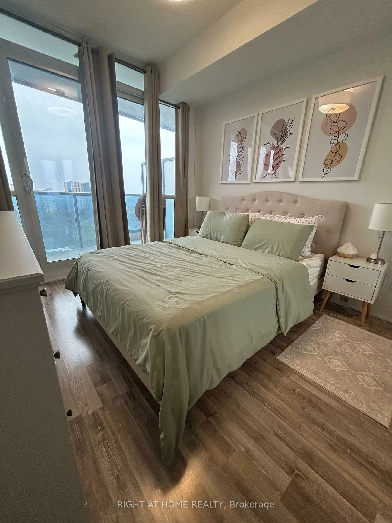 9471, Yonge, Observatory, Richmond Hill