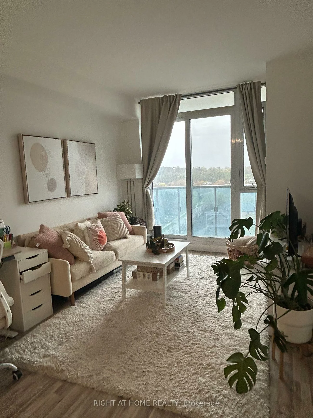 9471, Yonge, Observatory, Richmond Hill