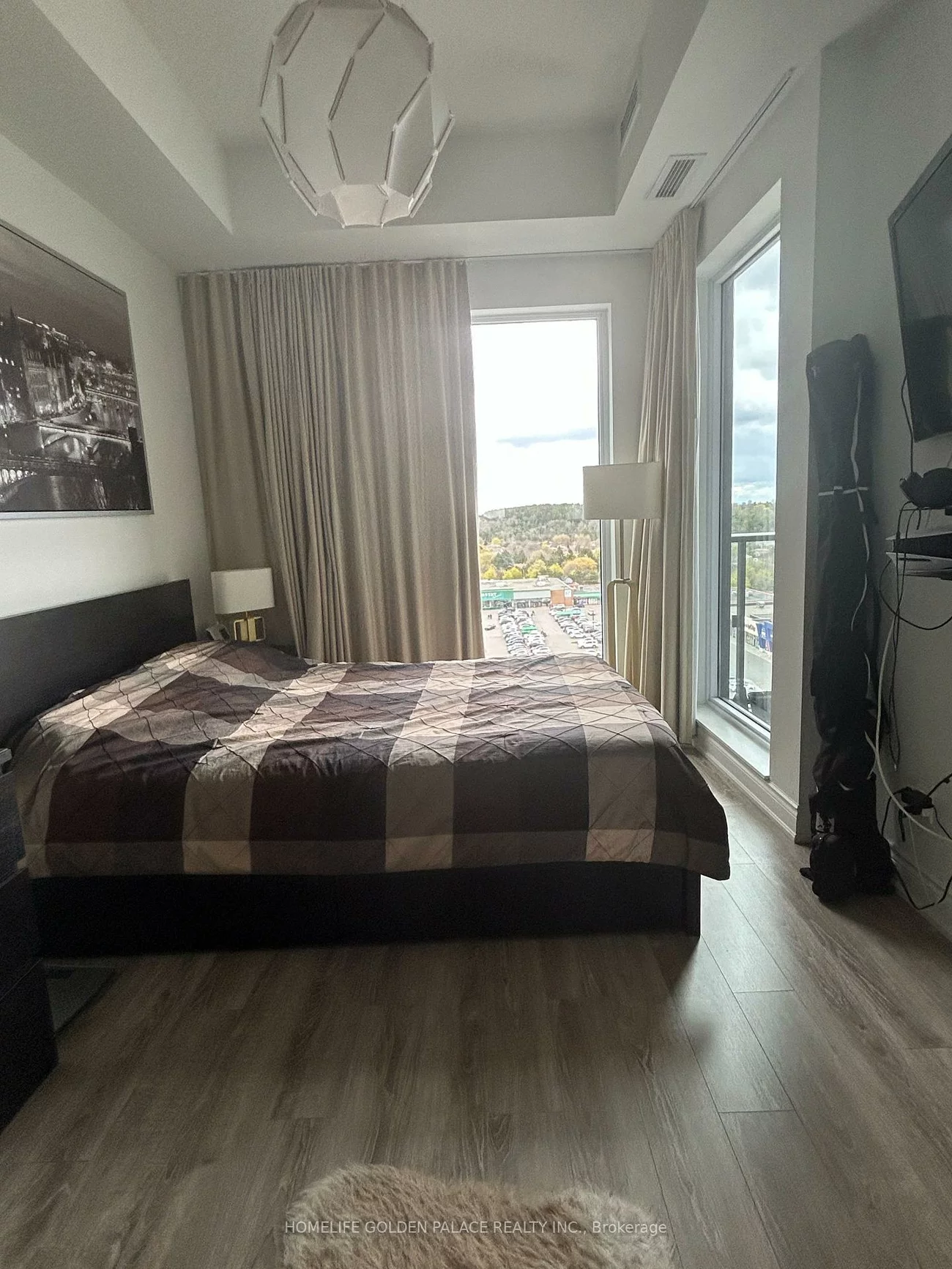 9618, Yonge, North Richvale, Richmond Hill
