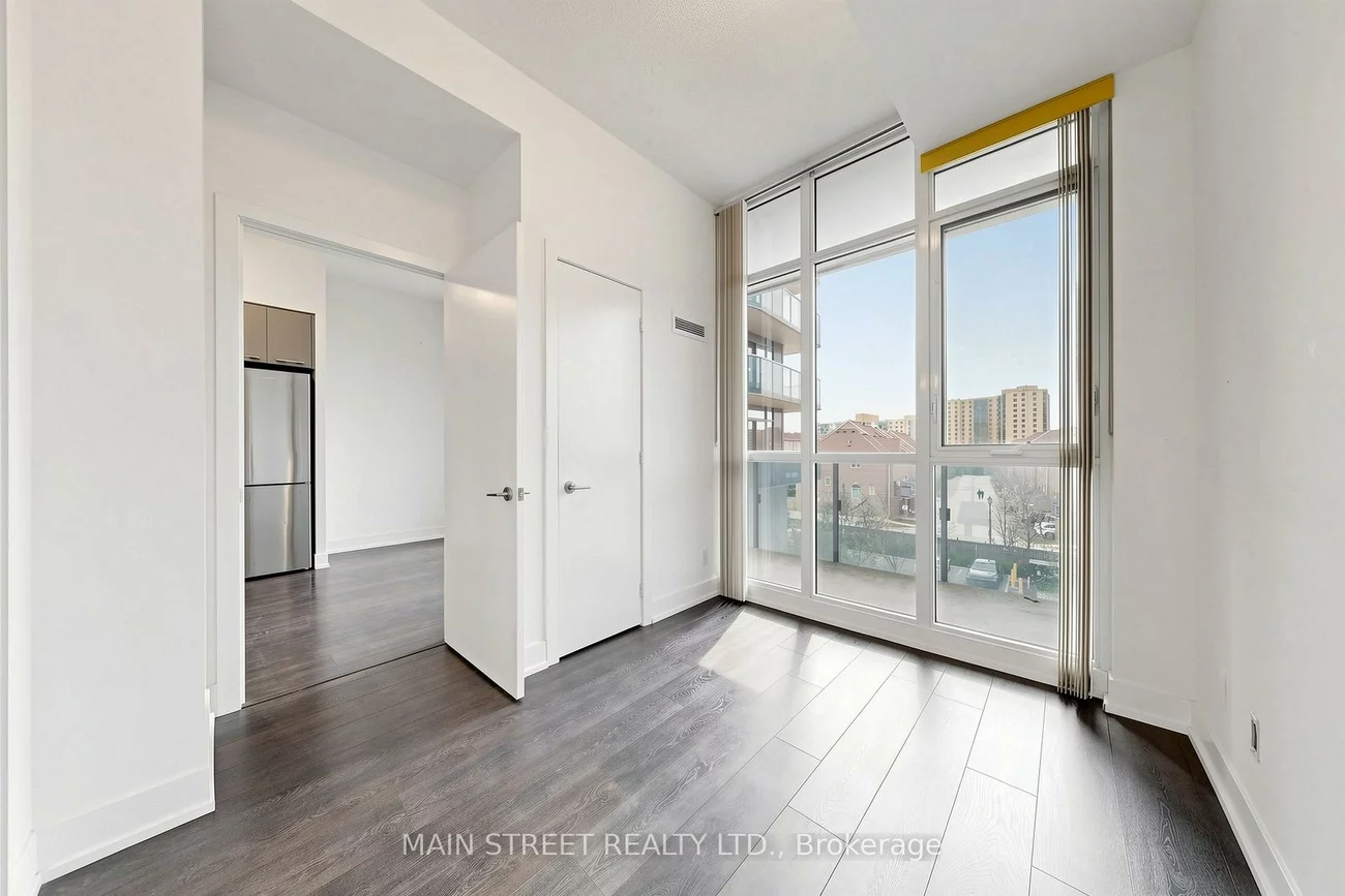 9471, Yonge, Observatory, Richmond Hill