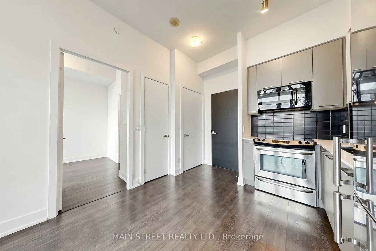 9471, Yonge, Observatory, Richmond Hill