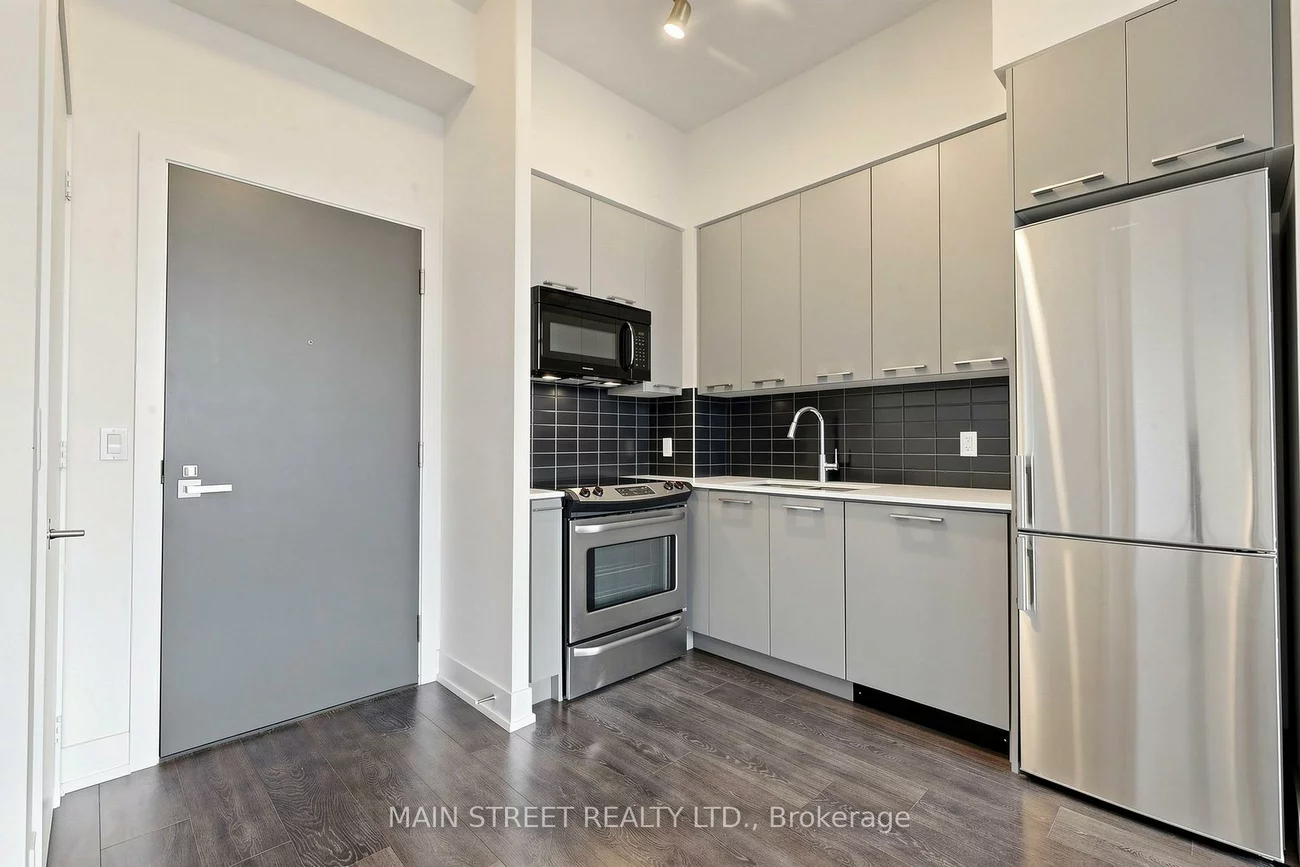 9471, Yonge, Observatory, Richmond Hill