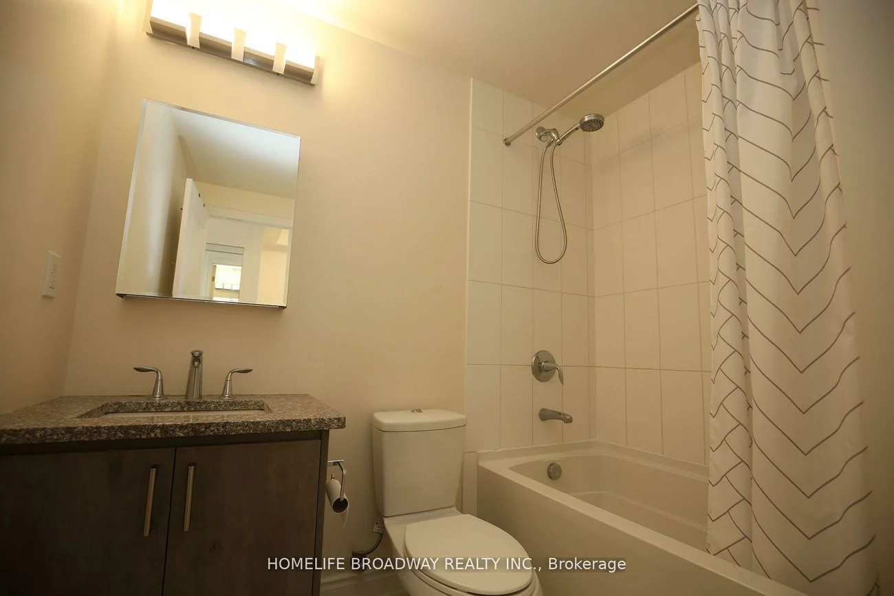 9090, Yonge, South Richvale, Richmond Hill
