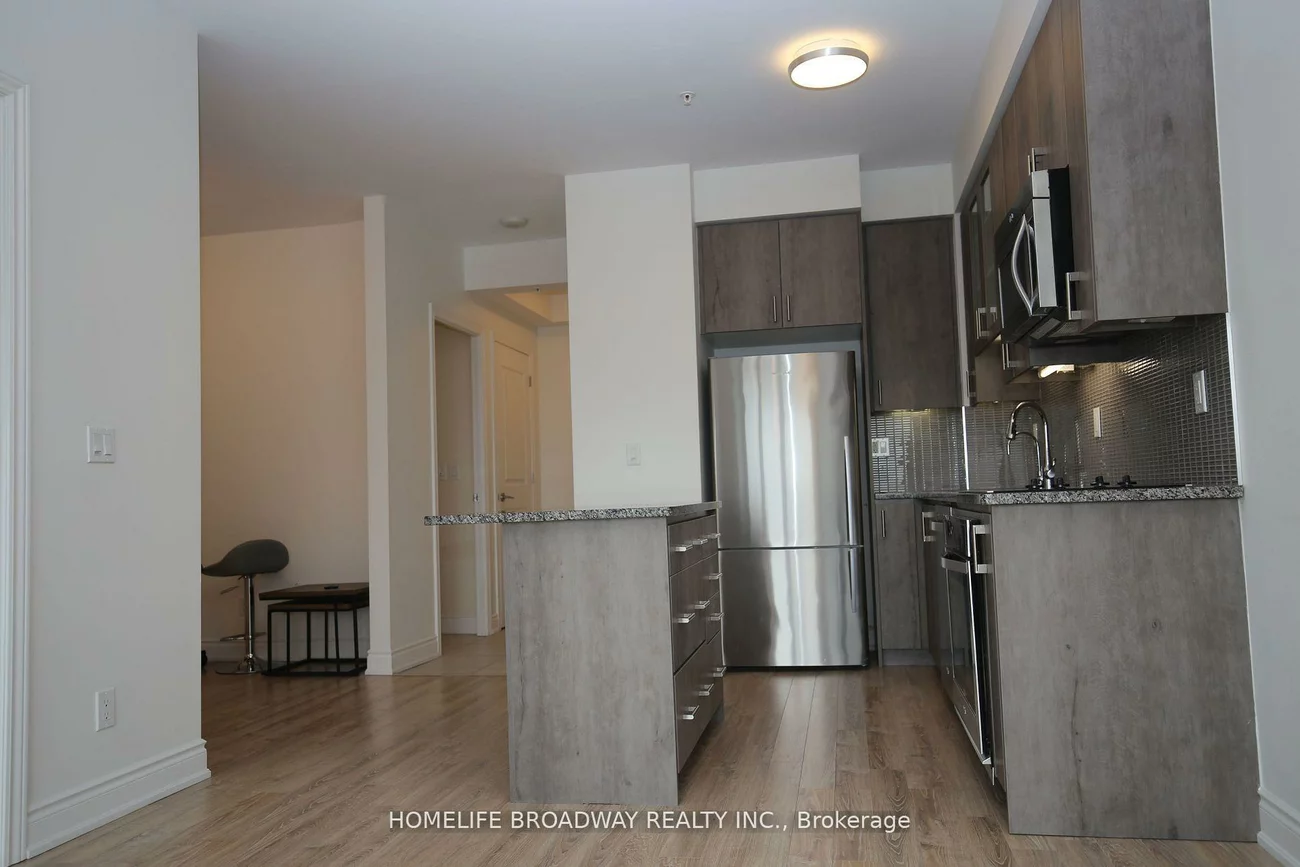 9090, Yonge, South Richvale, Richmond Hill