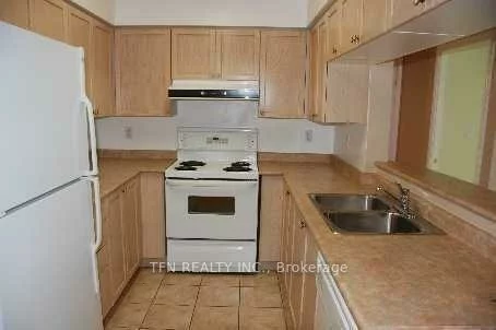 39, Oneida, Langstaff, Richmond Hill