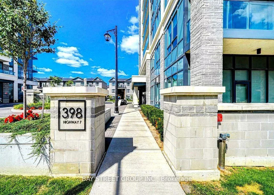 398, Highway 7, Doncrest, Richmond Hill