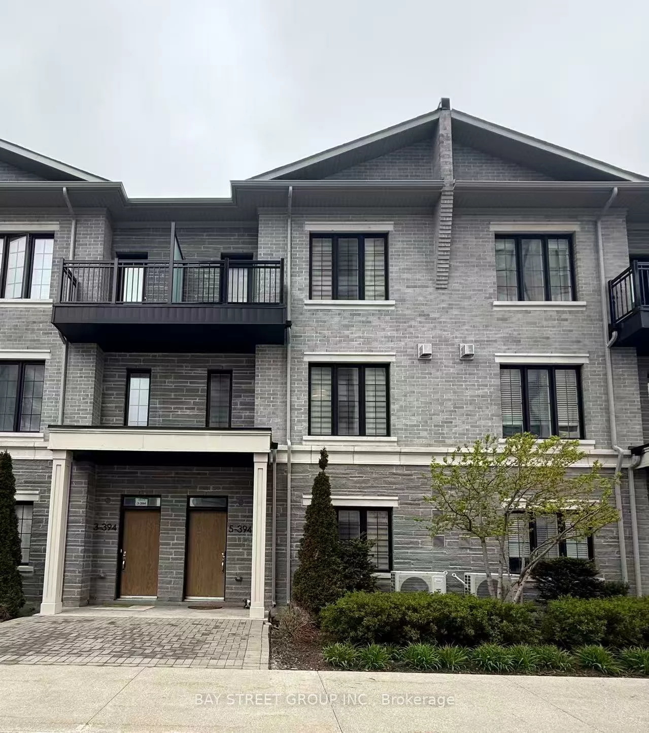 394, Highway 7, Doncrest, Richmond Hill