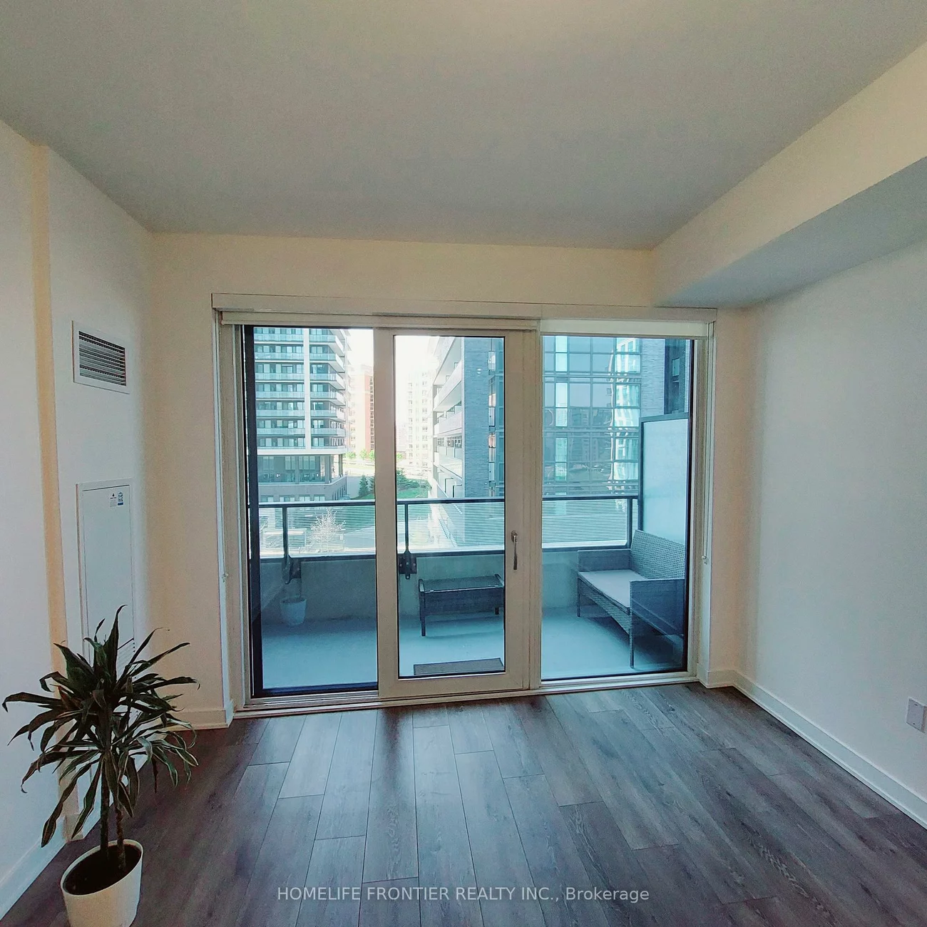 105, Oneida, Langstaff, Richmond Hill