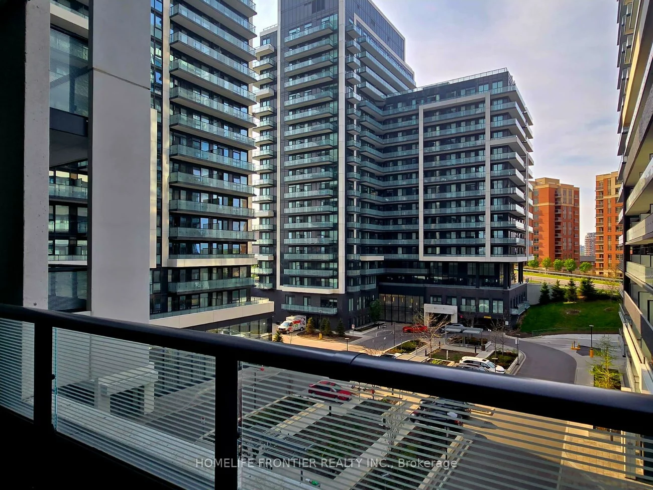 105, Oneida, Langstaff, Richmond Hill
