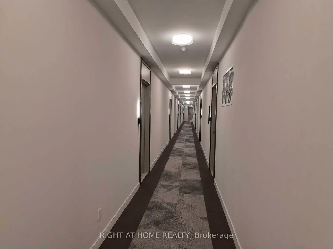 8888, Yonge, South Richvale, Richmond Hill