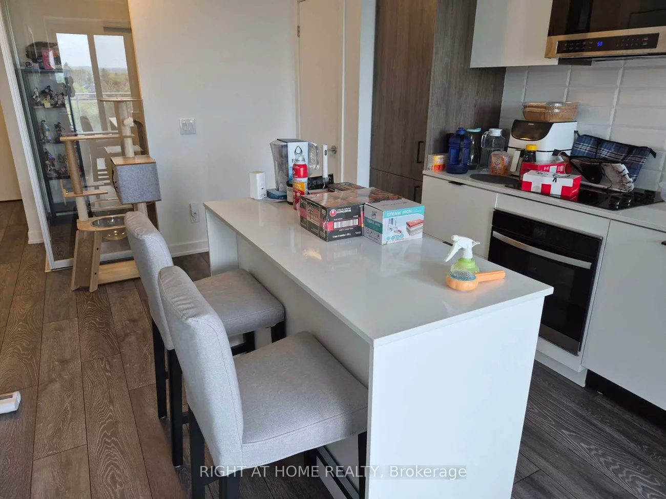 8888, Yonge, South Richvale, Richmond Hill