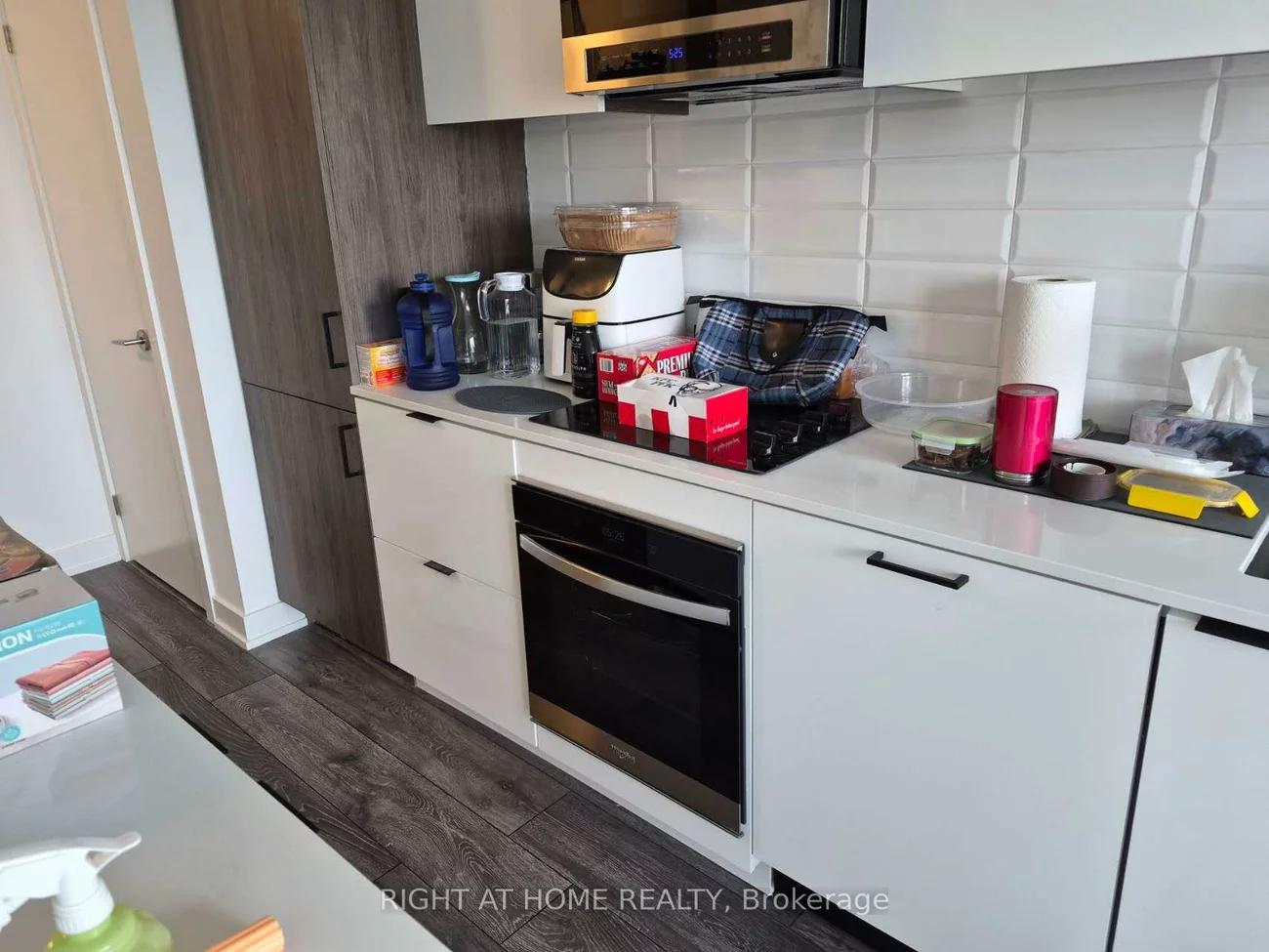 8888, Yonge, South Richvale, Richmond Hill