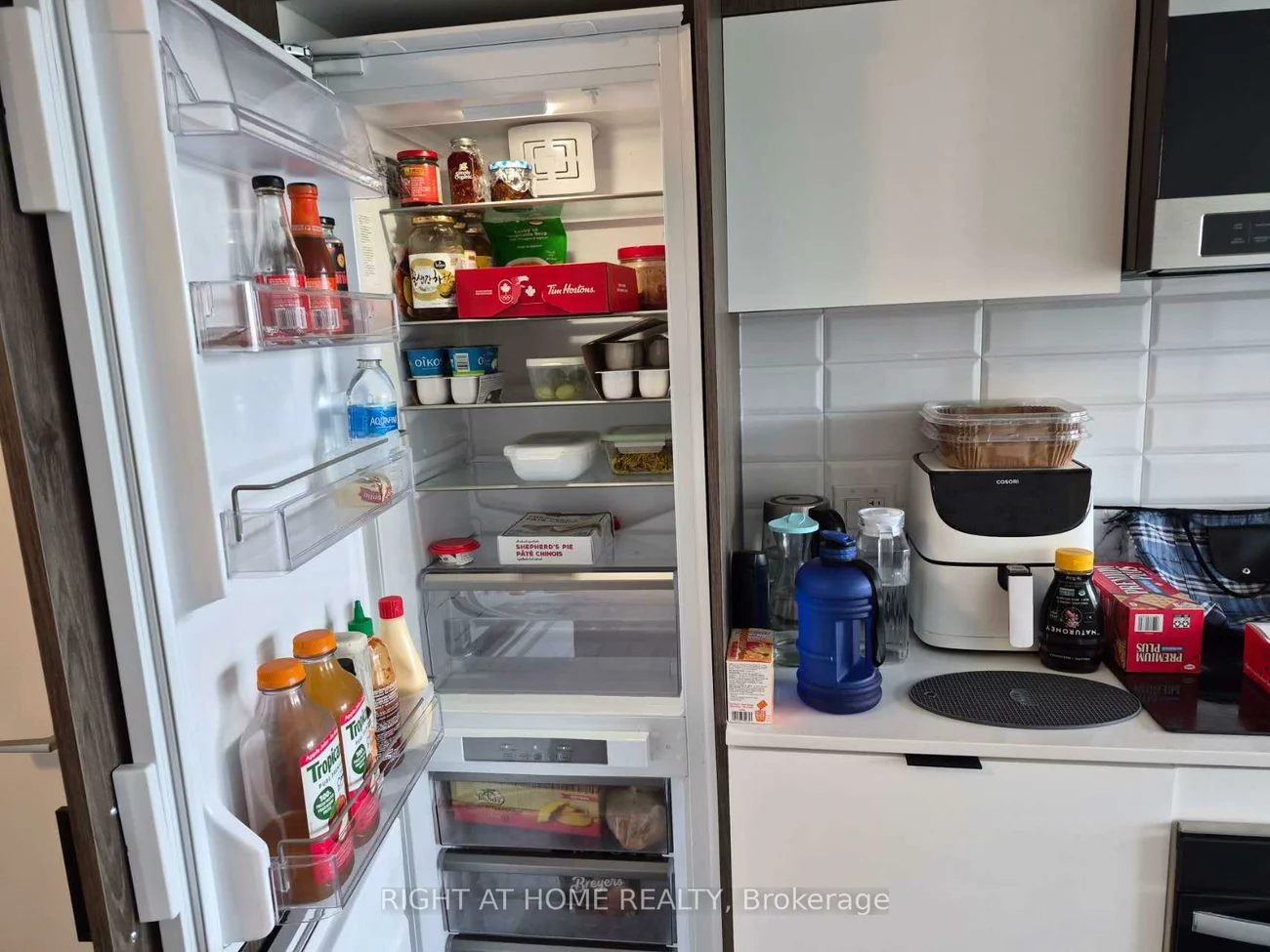 8888, Yonge, South Richvale, Richmond Hill