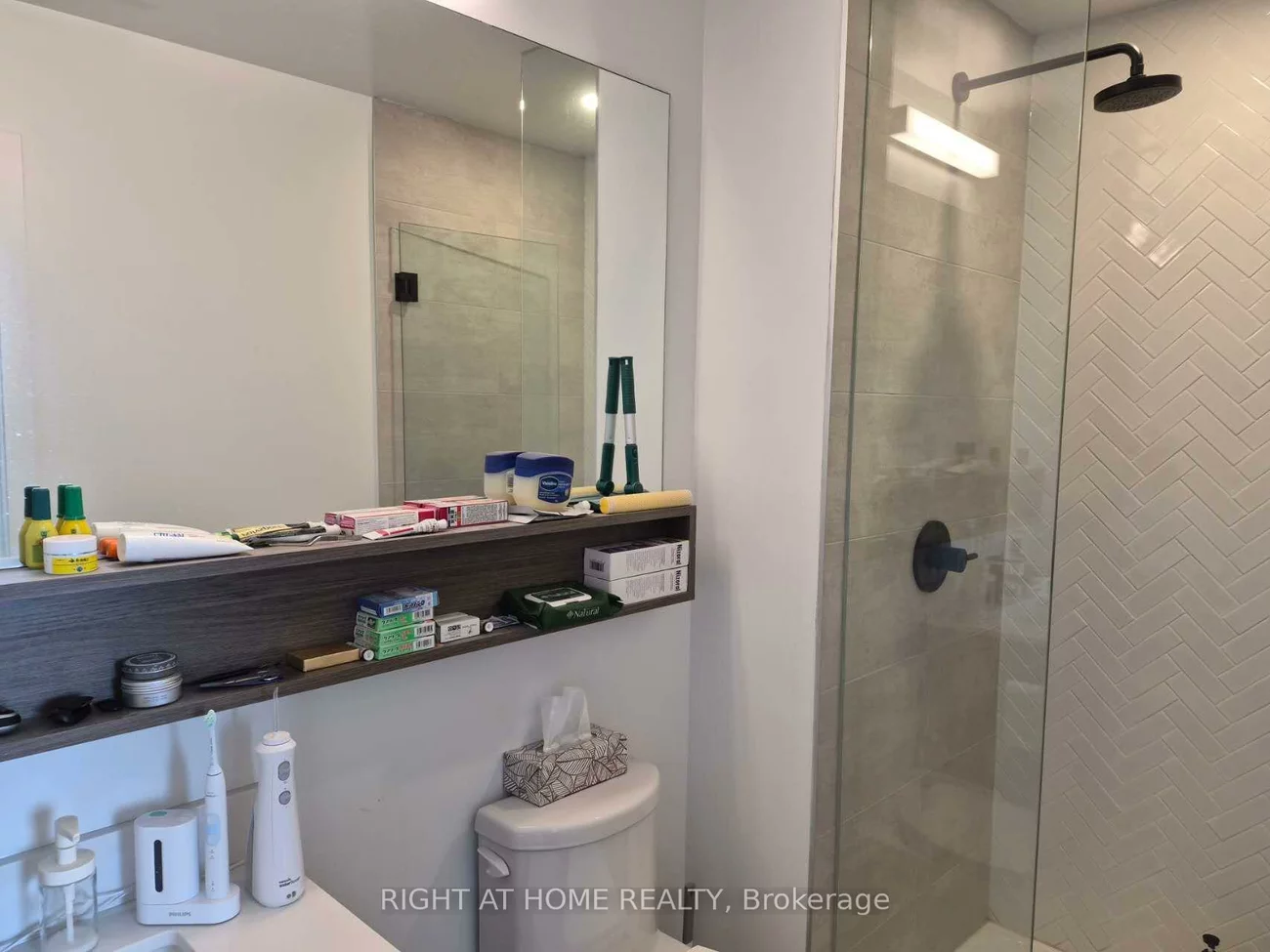 8888, Yonge, South Richvale, Richmond Hill
