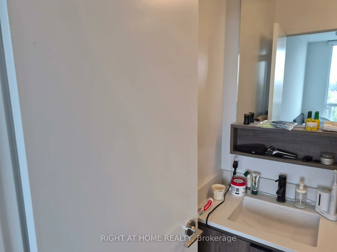 8888, Yonge, South Richvale, Richmond Hill