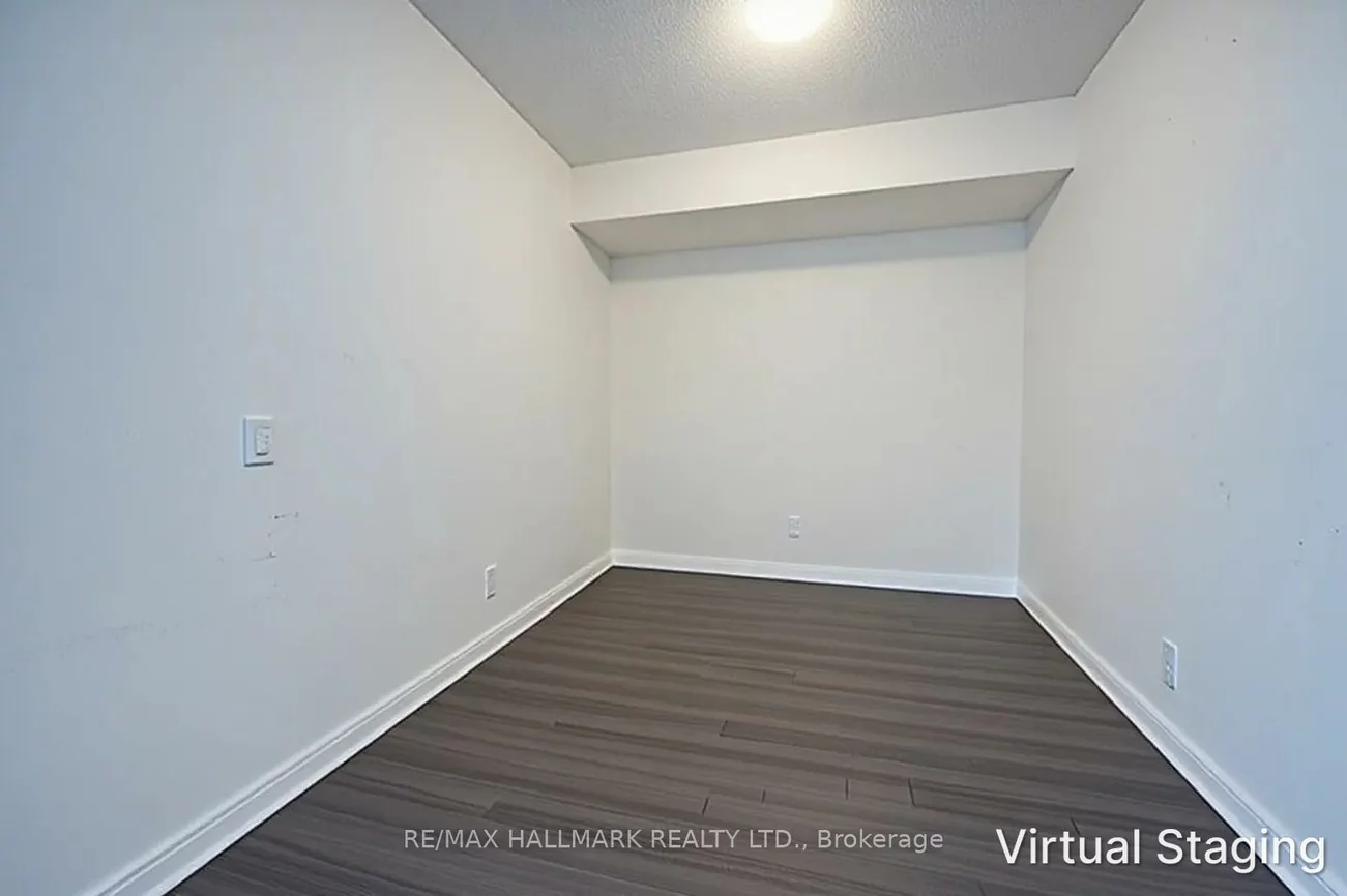 9090, Yonge, Langstaff, Richmond Hill