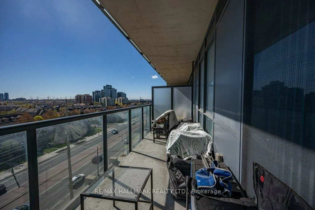 9090, Yonge, Langstaff, Richmond Hill