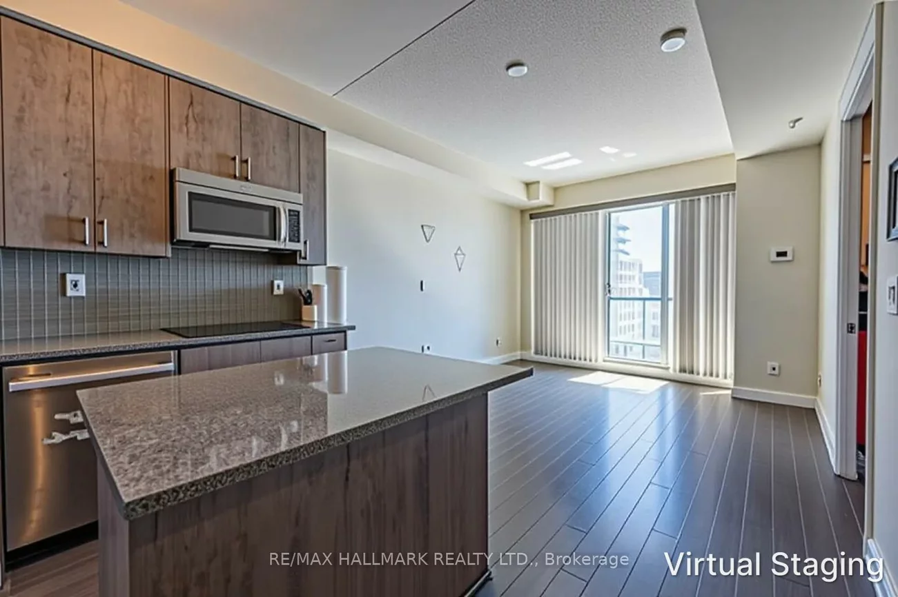 9090, Yonge, Langstaff, Richmond Hill