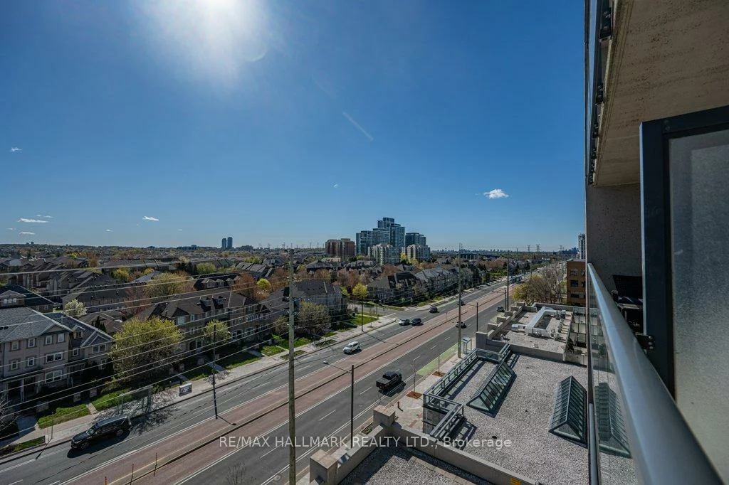 9090, Yonge, Langstaff, Richmond Hill