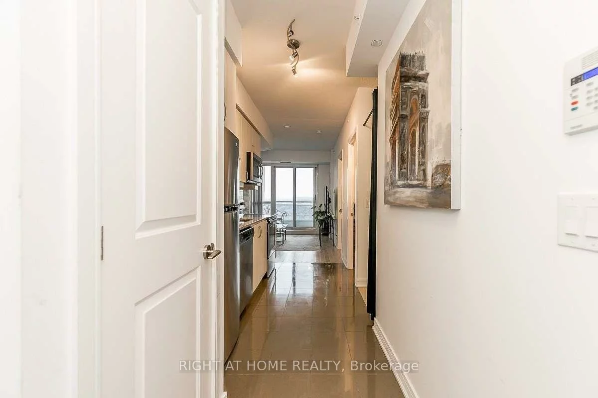 9201, Yonge, Langstaff, Richmond Hill