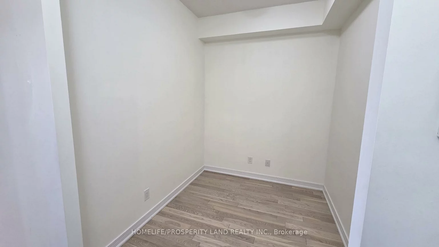 9205, Yonge, Langstaff, Richmond Hill