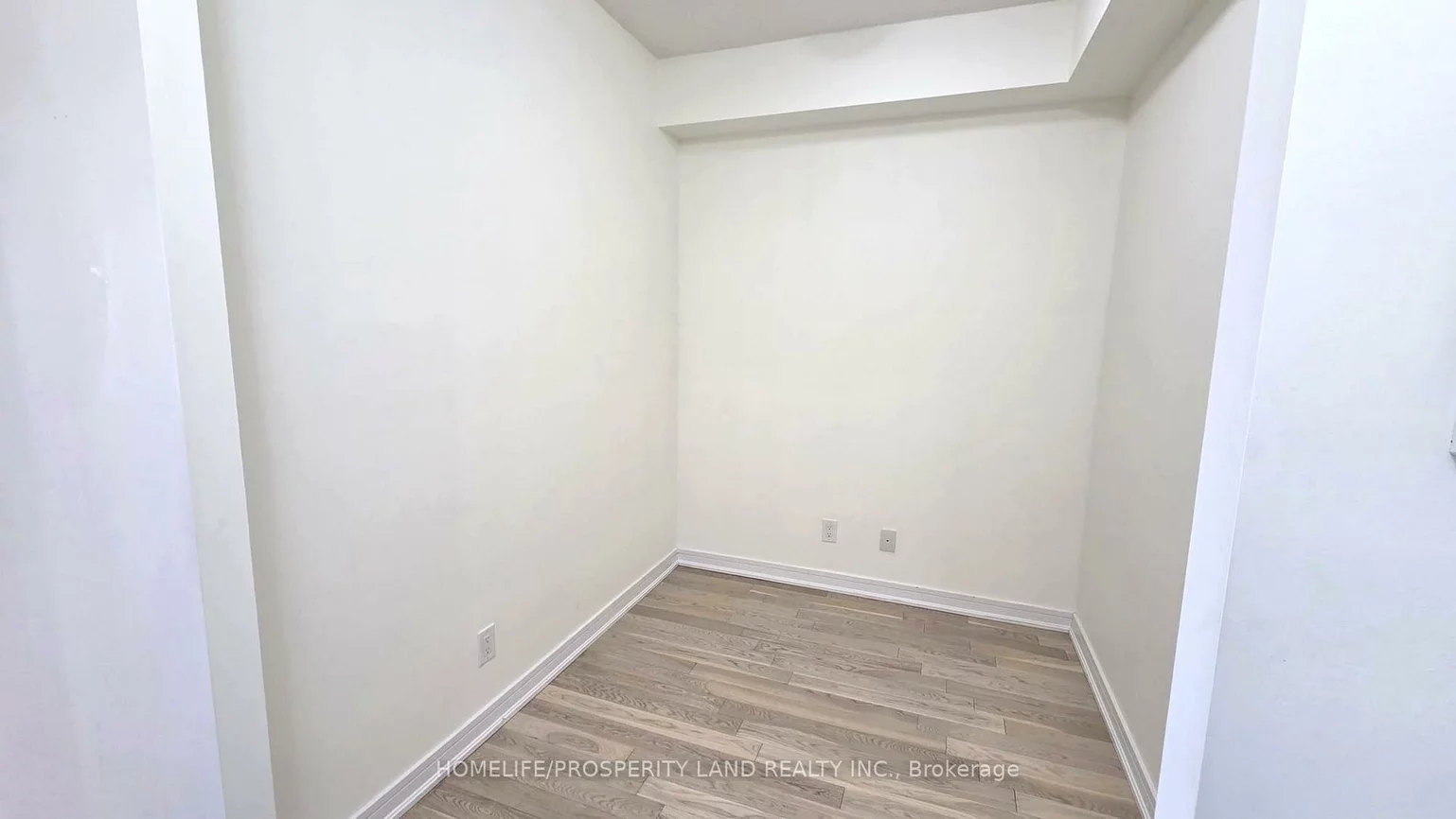 9205, Yonge, Langstaff, Richmond Hill