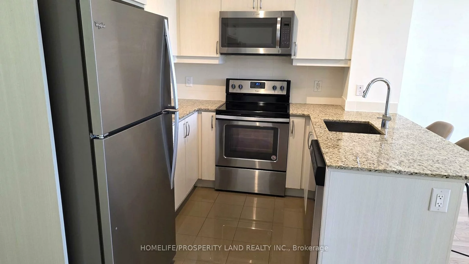 9205, Yonge, Langstaff, Richmond Hill