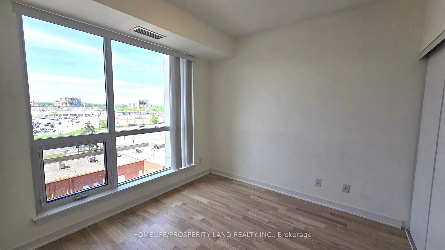 9205, Yonge, Langstaff, Richmond Hill