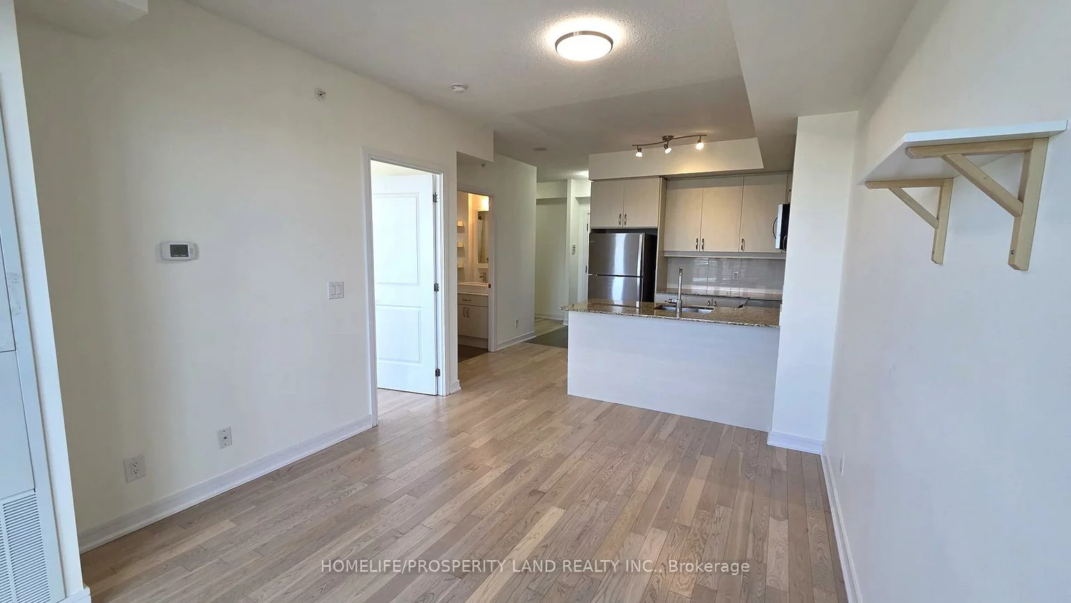 9205, Yonge, Langstaff, Richmond Hill
