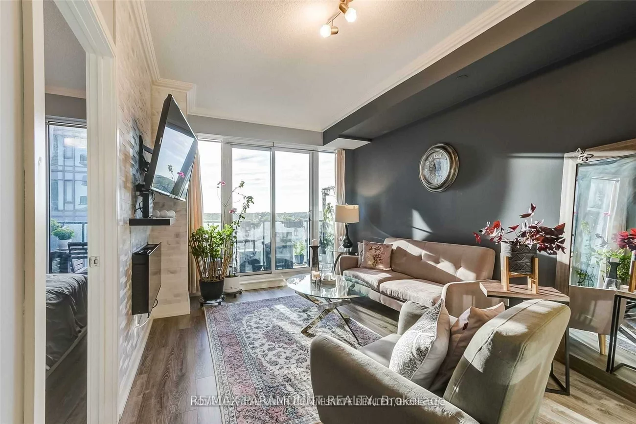 9600, Yonge, North Richvale, Richmond Hill