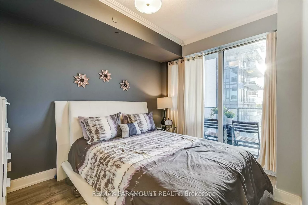9600, Yonge, North Richvale, Richmond Hill