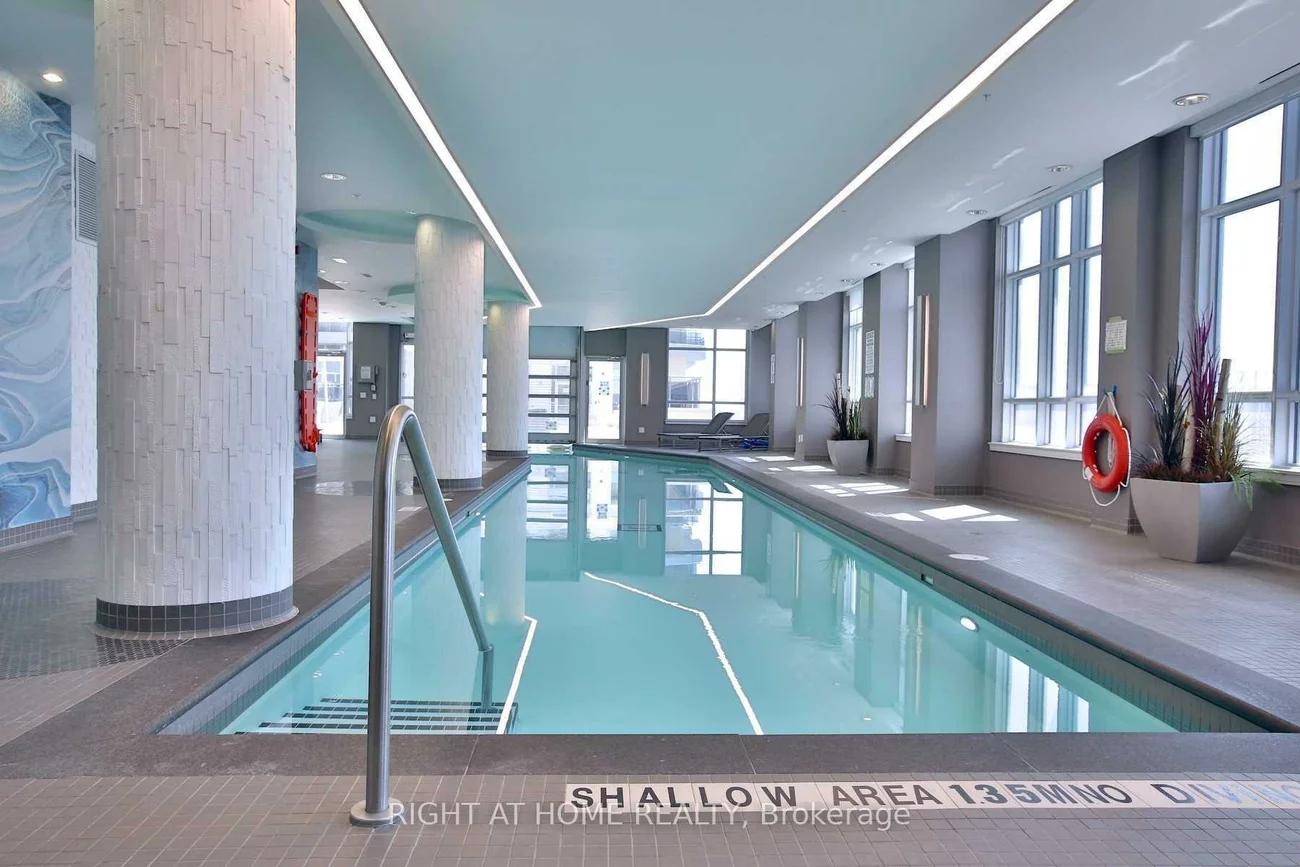 9201, Yonge, Langstaff, Richmond Hill