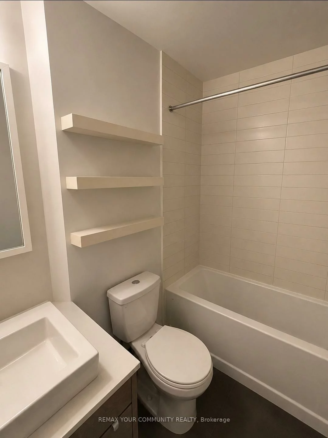 9191, Yonge, Langstaff, Richmond Hill
