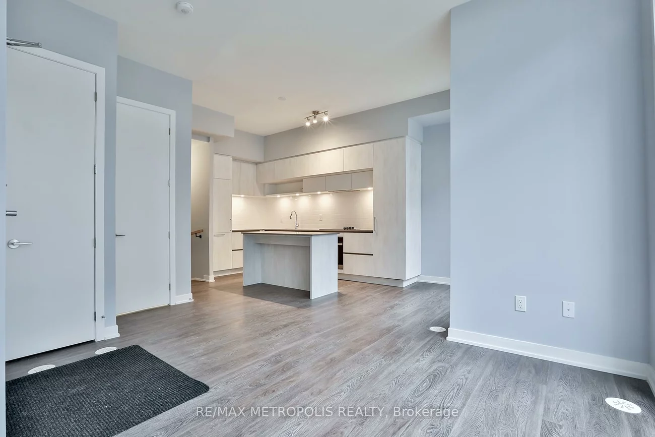 2, Steckley House, Crosby, Richmond Hill