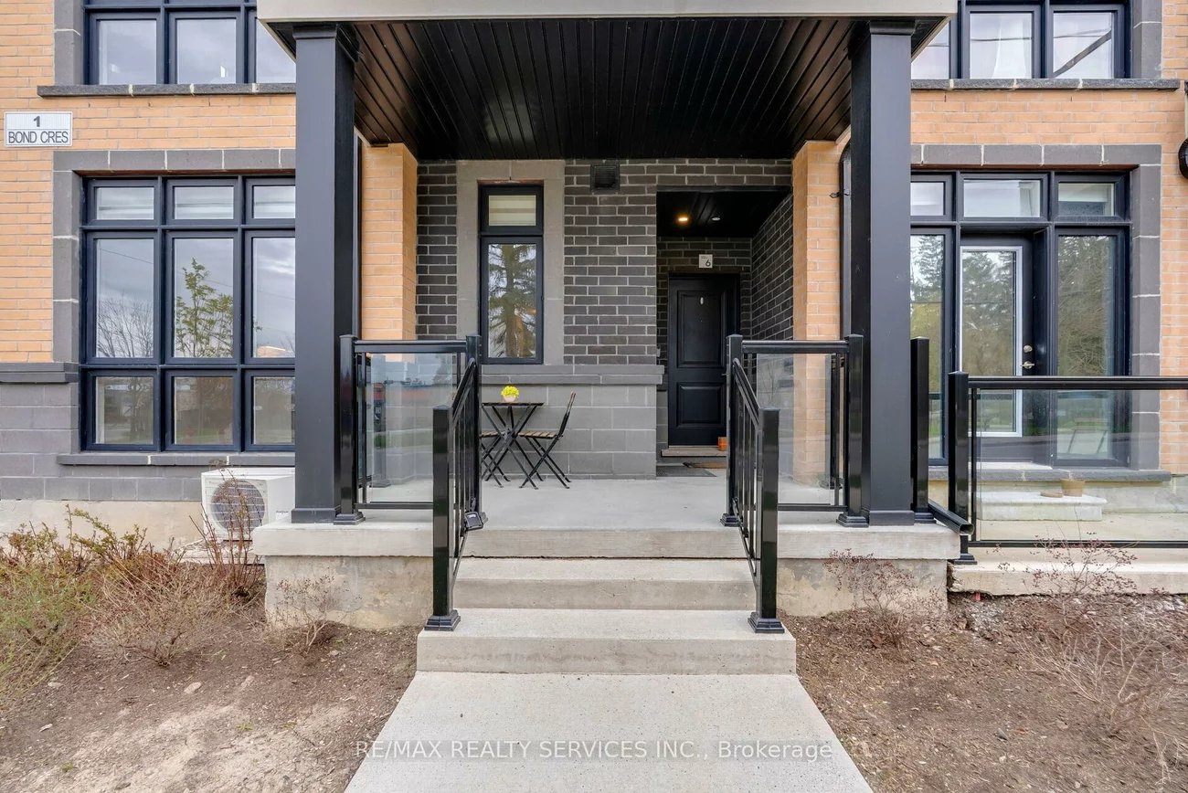 1, Bond, Oak Ridges, Richmond Hill