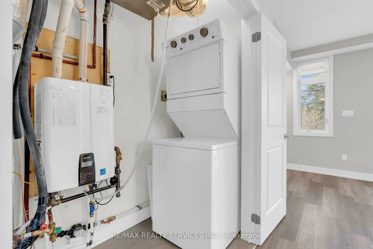 1, Bond, Oak Ridges, Richmond Hill