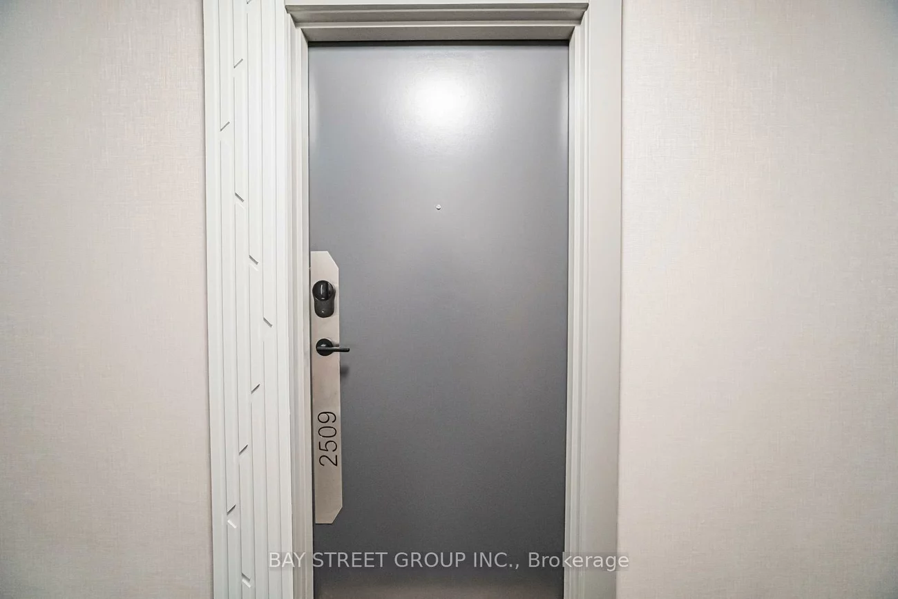 105, Oneida, Langstaff, Richmond Hill