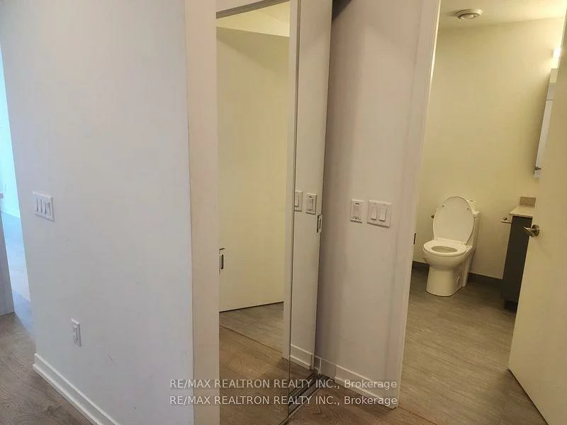 8868, Yonge, South Richvale, Richmond Hill