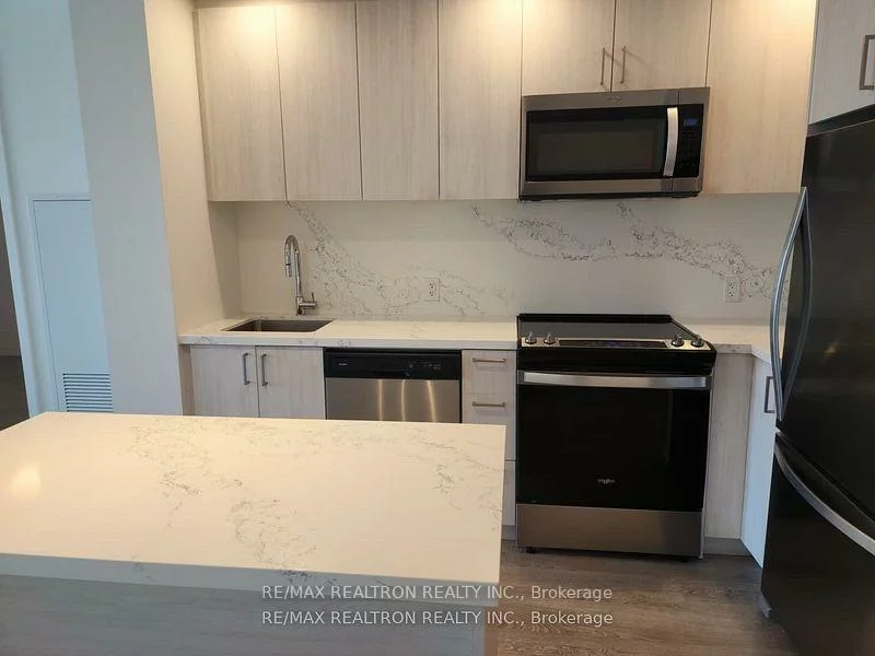 8868, Yonge, South Richvale, Richmond Hill