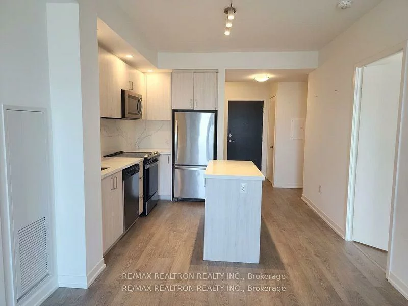 8868, Yonge, South Richvale, Richmond Hill