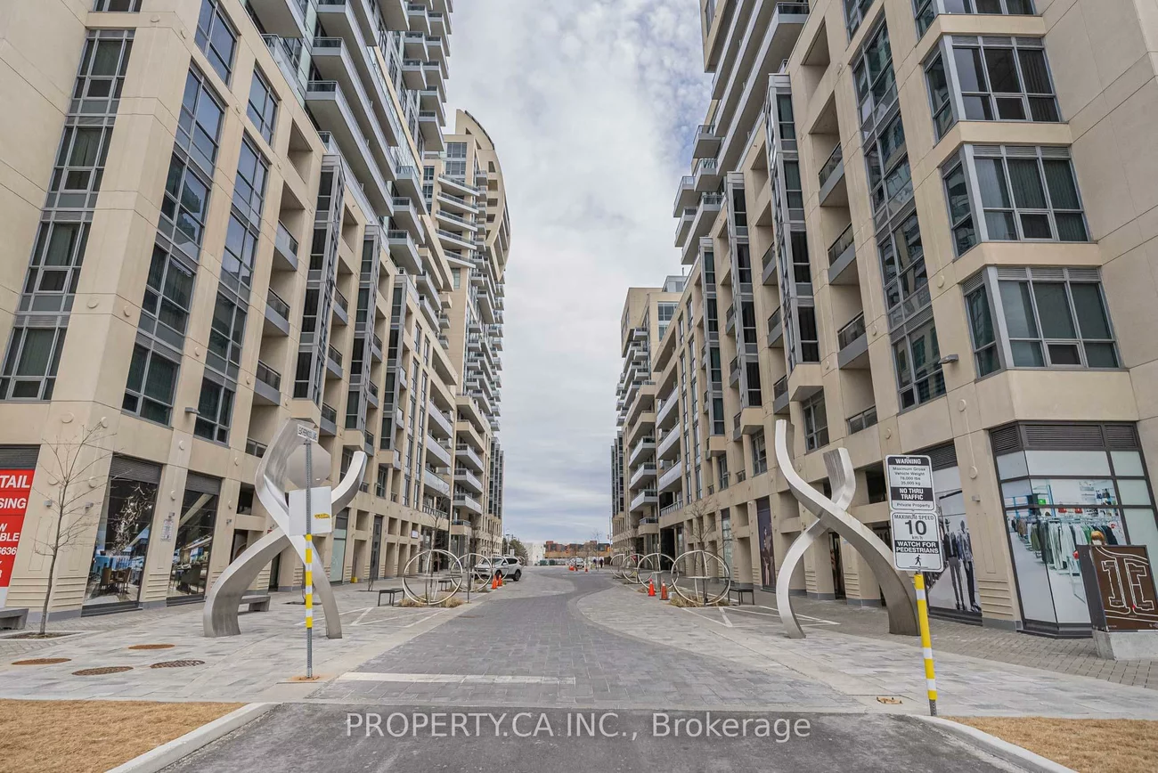 9205, Yonge, Langstaff, Richmond Hill