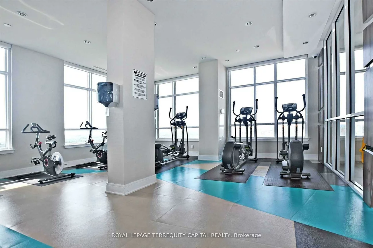 9201, Yonge, Langstaff, Richmond Hill