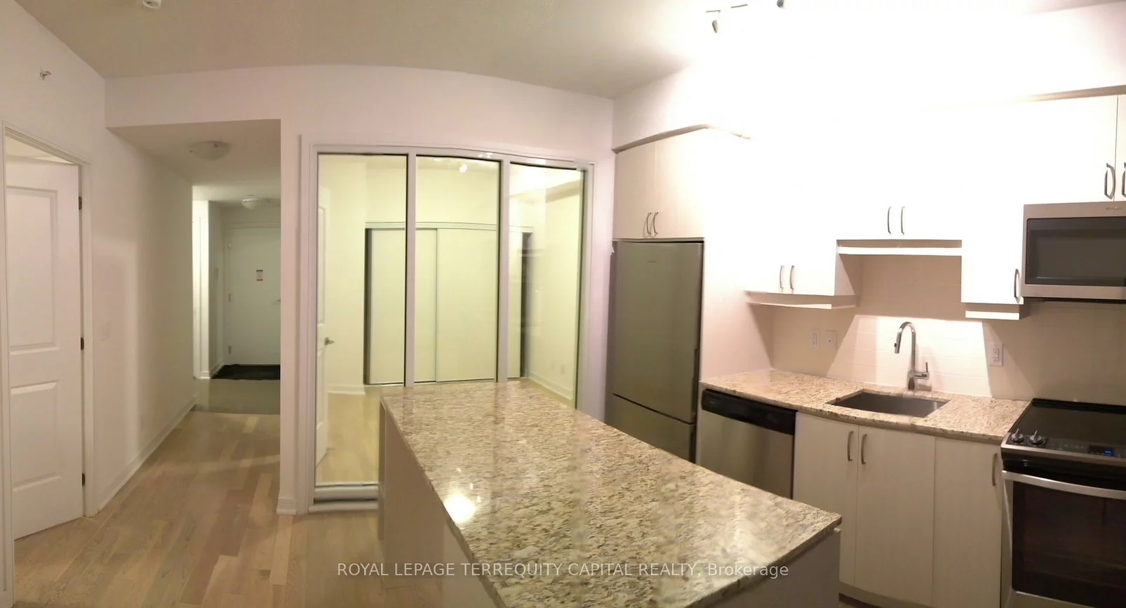 9201, Yonge, Langstaff, Richmond Hill