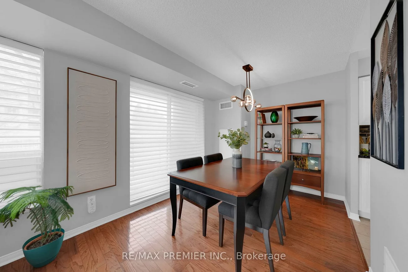 51, Baffin, Langstaff, Richmond Hill